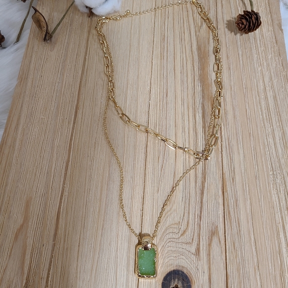 💚💚NEW💚💚GORGEOUS!! Layered Double Chain Necklace in GOLD 💚💚 - Picture 8 of 14